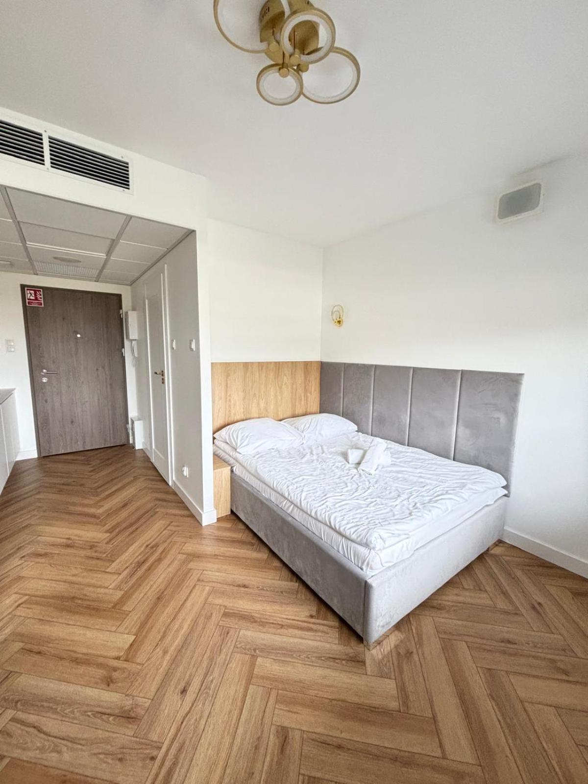 Apartamenty 24H Pileckiego Βαρσοβία Εξωτερικό φωτογραφία