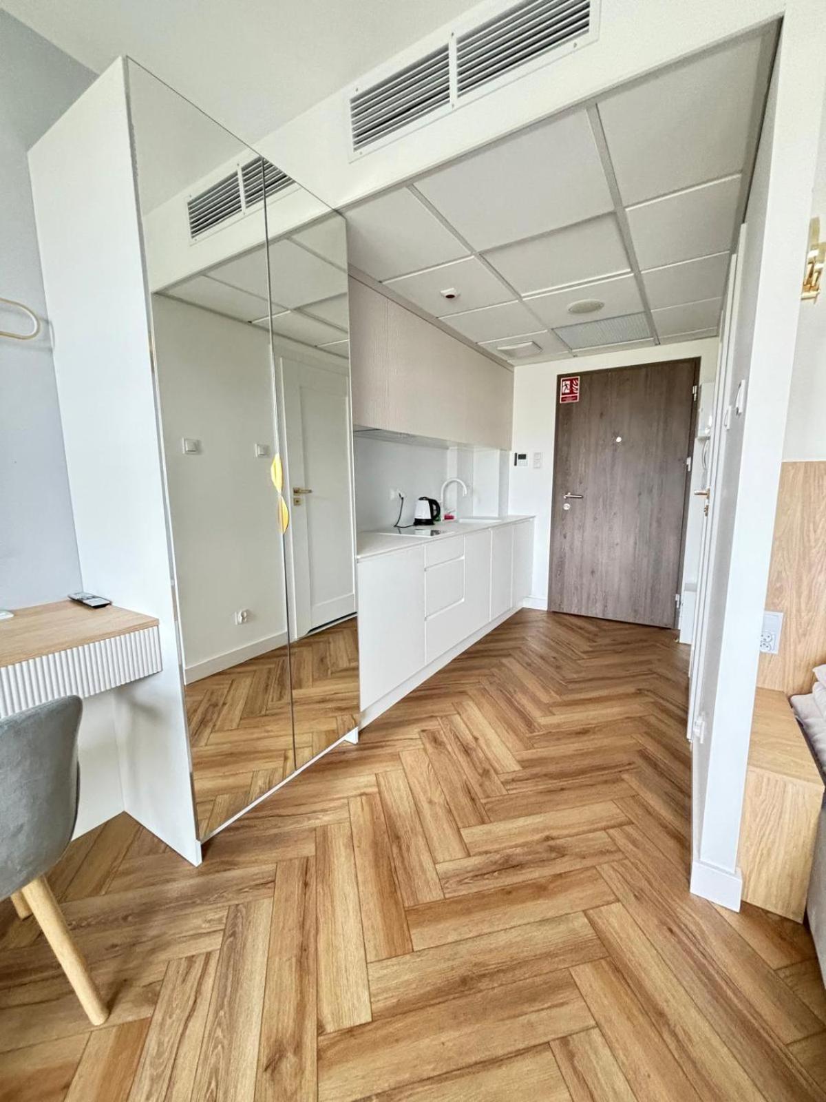 Apartamenty 24H Pileckiego Βαρσοβία Εξωτερικό φωτογραφία